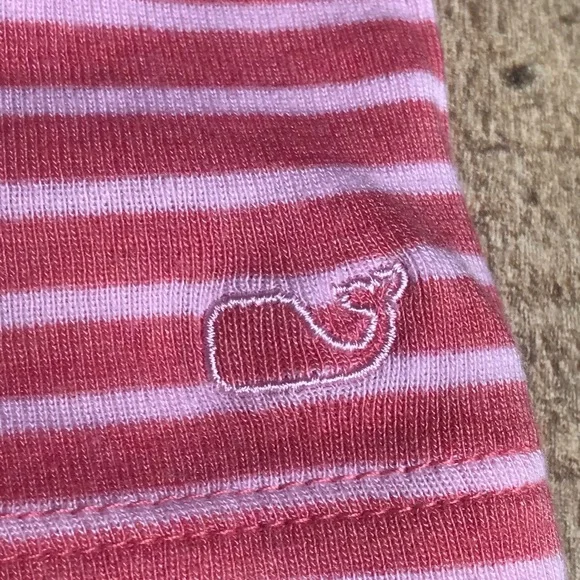 Woman’s Vineyard vines VNeck Striped TSHIRT - Picture 3 of 7